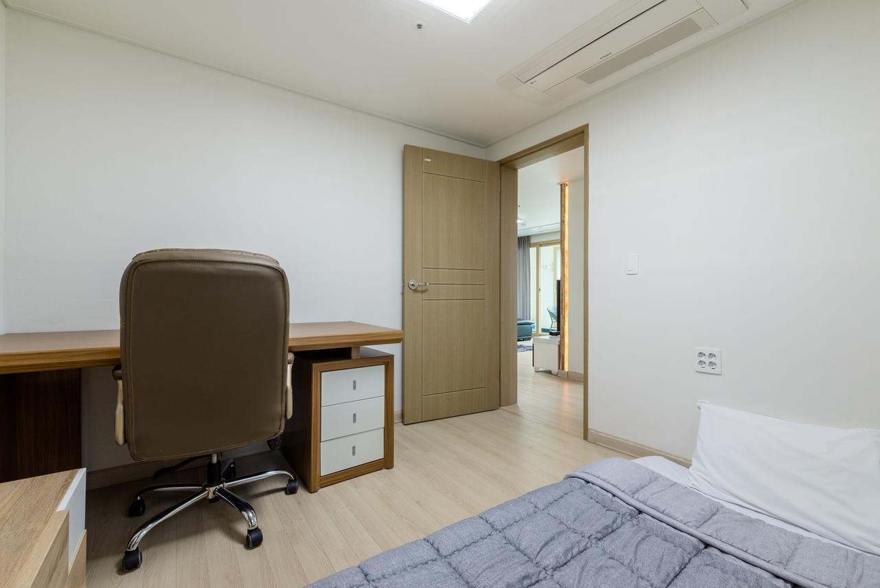 Home Fourest Residence Hotel Okpo Geoje Ngoại thất bức ảnh